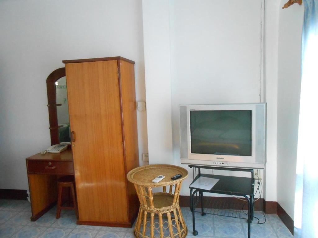 Chanthasom Guesthouse Ban Nongdouang Phòng bức ảnh